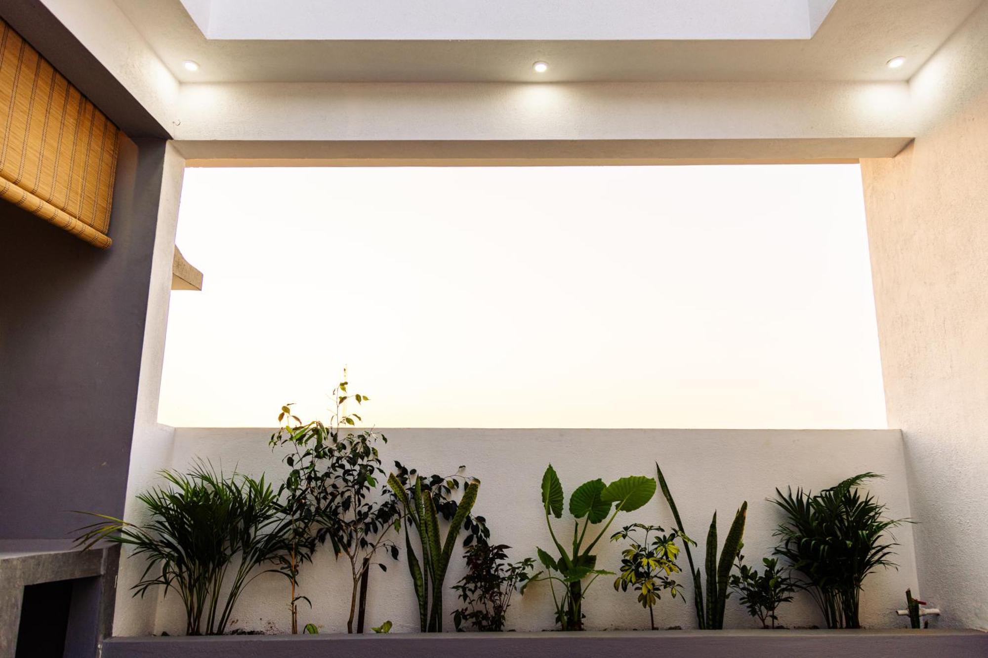 Moonlight Manor- Luxury Escape Villa Bangalore Exterior foto